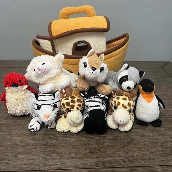 Unipak Noah's Ark with 9 Animals Plush - Picture 5 of 8